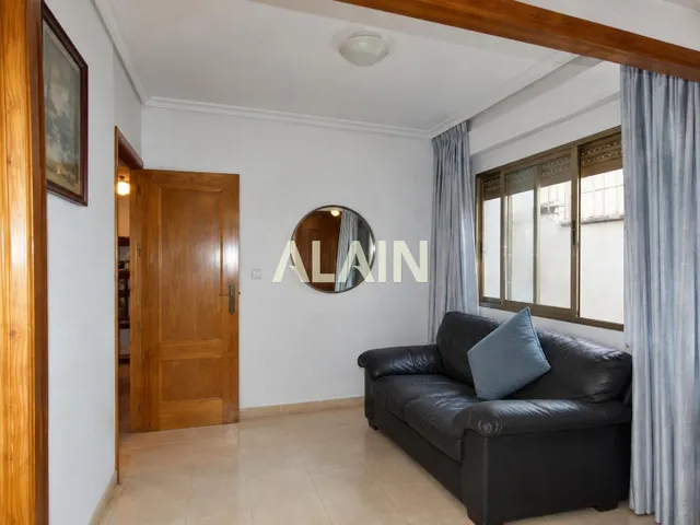 PISO EN VENTA EN LA ZONA DEL ENSANCHE EN VALENCIA CON DOS TERRAZAS Y GARAJE OPCIONAL. — 33