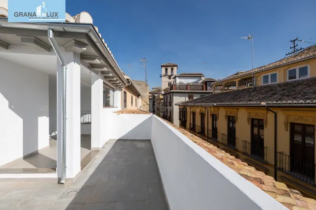 VENTA DE EDIFICIO SINGULAR EN RENTABILIDAD, ESQUINA SAN MATI - foto 2