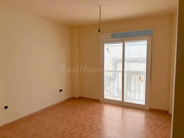 PISO EN ALMUÑECAR (NO HIPOTECABLE) - foto 3
