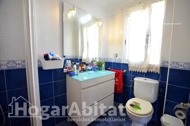 Gran chalet urbano con barbacoa, piscina y garaje — 30