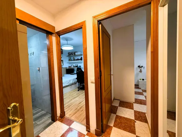 Piso tres  dormitorios zona sur con ascensor — 27
