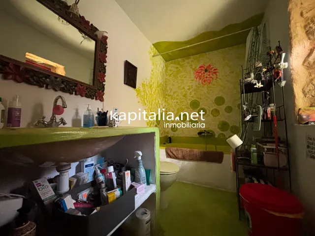 Amplia casa de pueblo en Alcalá — 28