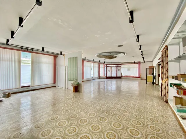 VENTA DE LOCAL COMERCIAL CON POSIBILIDAD DE CONSTRUIR EN ASP - foto 2