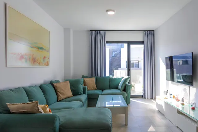 Ático Premium en Selecta Costa, Salobreña: diseño, confort y una terraza para vivir el Mediterráneo. — 10