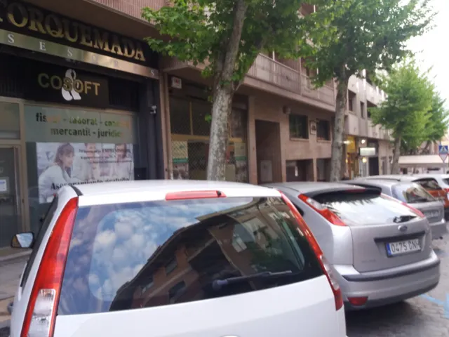 ALQUILER.-.GARAJE.-.CALLE MORILLO.-.24 METROS.- — 14