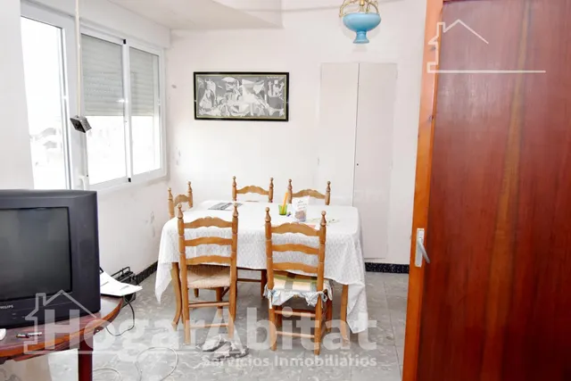 ¡OPORTUNIDAD DE INVERSIÓN! EXTERIOR Y ECONOMICO EN EL CENTRO - foto 2