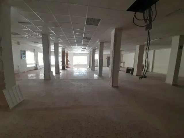 Local comercial en esquina