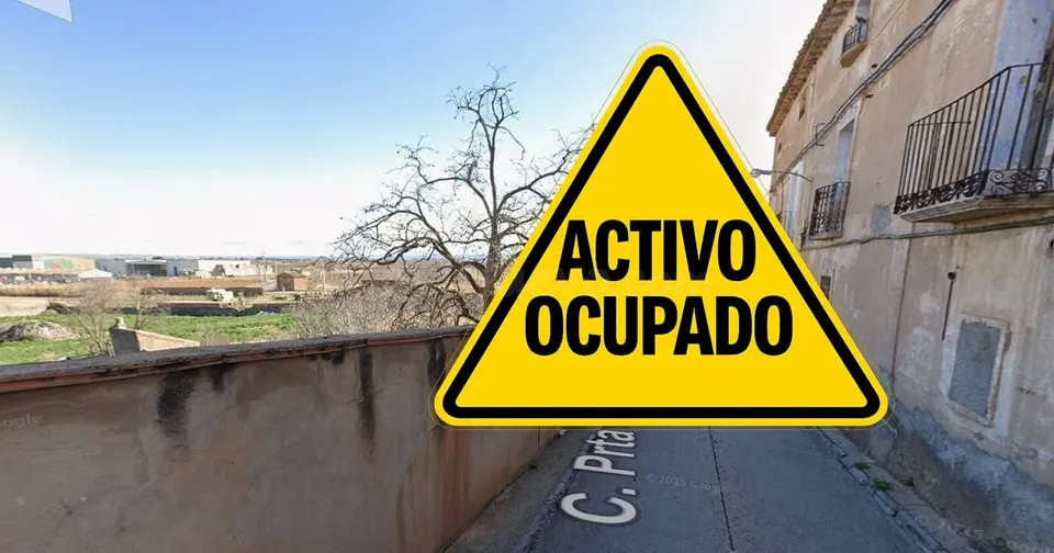 CASA EN CALATORAO