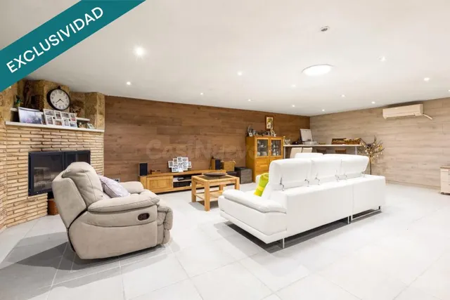 Villa exclusiva con piscina (LICENCIA TURÍSTICA) — 40