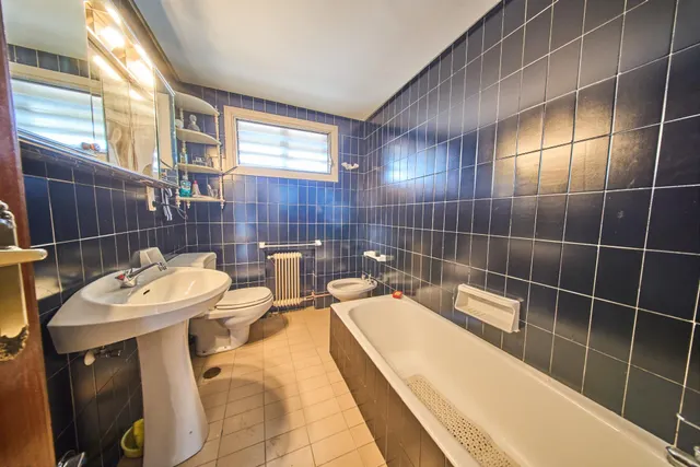 Residencia exclusiva en Paseo del Salón con vistas despejadas — 11