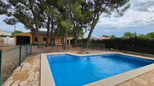 Casa unifamiliar en planta baja con piscina y parcela de 800 m2 en l’Ametlla de Mar — 14