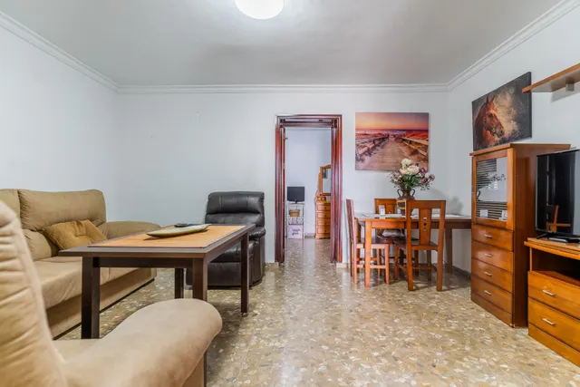 CASA DE DOS PLANTAS EN VENTA — 26