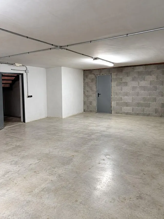 Edificio de gran superficie con potencial de cambio de uso en Manacor — 20