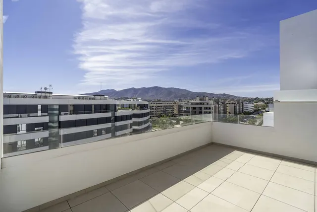 Ático 4 habitaciones 156m² en venta - Centro — 17