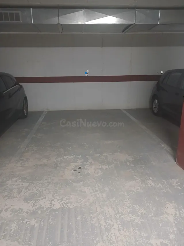 Oportunidad Única: Venta de Una Plaza de Garaje en La Puebla - foto 2