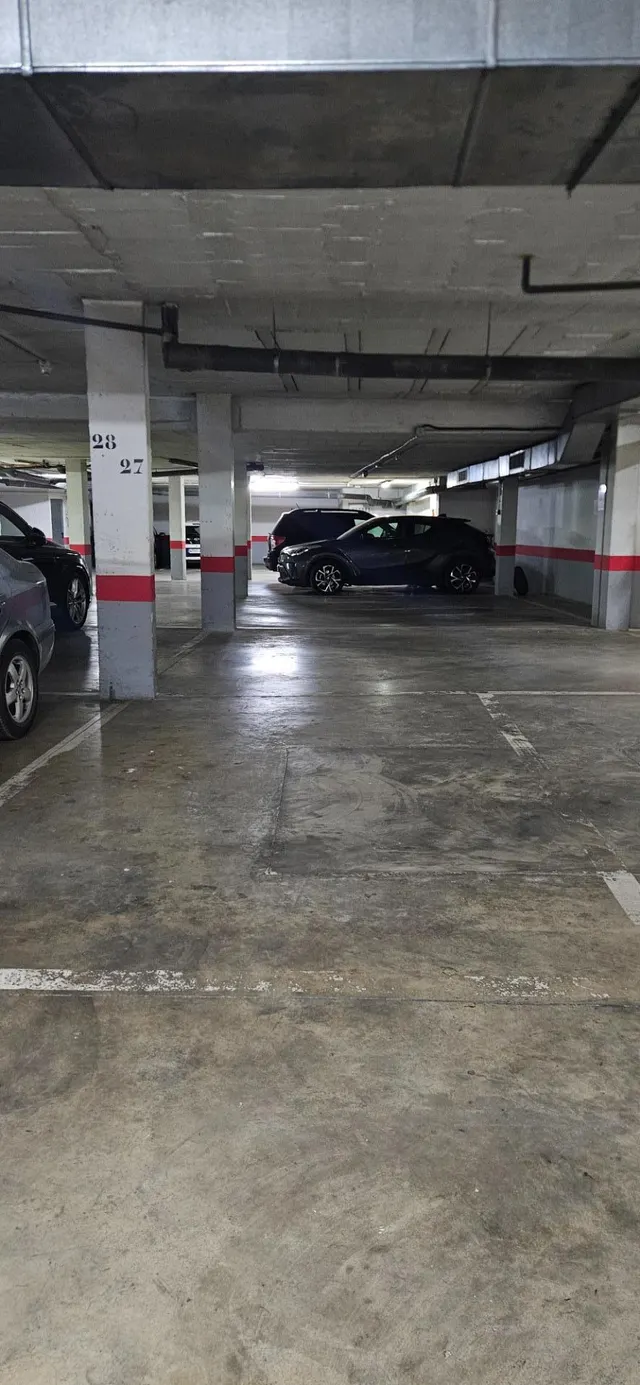Amplia plaza de garaje en zona los pirralos-cristobal colon — 7