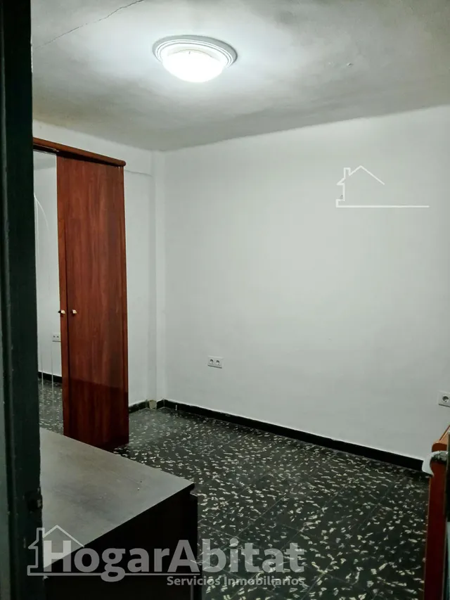 ¡OPORTUNIDAD! EXTERIOR Y ACOGEDOR CON BALCÓN — 11