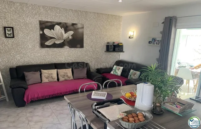Bonita Casa 3 dormitorios con jardin a Santa Margarita - foto 4