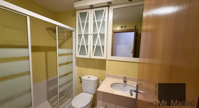 ESTUDIO HOME MADRID OFRECE vivienda de 99 m2 construidos, en urbanización cerrada, en la zona de Montecarmelo. — 16