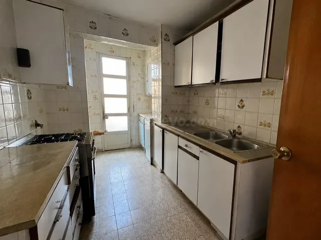 Piso de 118 m2 con gran potencial en La Ràpita - foto 2