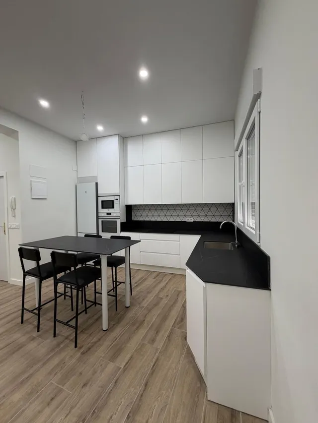 Exclusivo Piso en Alquiler - Calle Italia, Valladolid — 14
