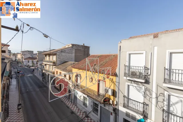 Amplio y luminoso piso de 3 dormitorios listo para entrar a vivir junto al metro de Albolote — 8