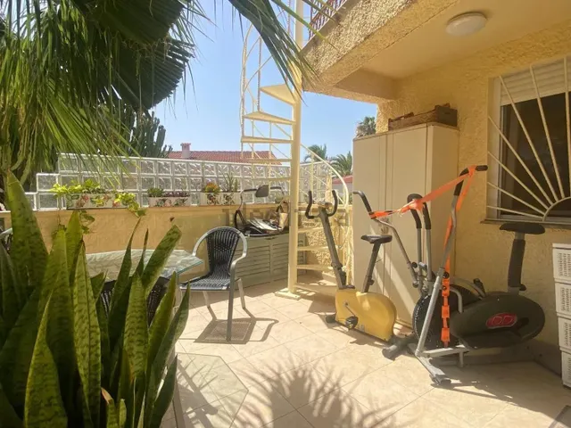 Chalet independiente de planta única con piscina privada, placas solares y vistas al mar en Rojales / Vega Baja — 8