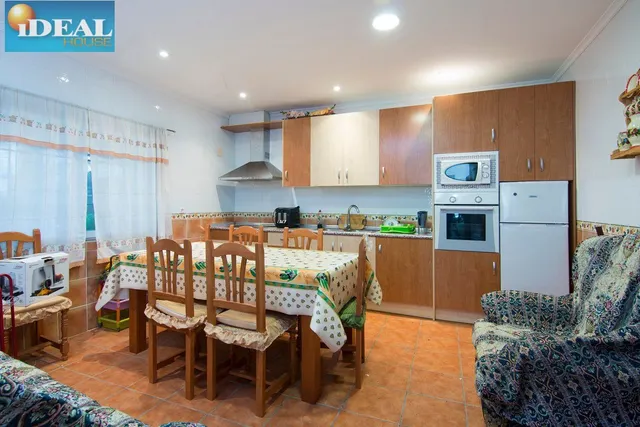 A6515D7. Huétor Santillan. www.idealhouse.es — 36