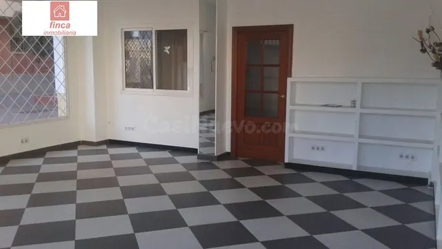 MONTIJO VENTA LOCAL COMERCIAL, DE ESQUINA, GRAN ESCAPARATE Y - foto 3