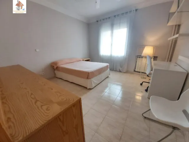 ALQUILER DE PISO DE UN DORMITORIO JUNTO A METRO PRINCIPE PIO — 9