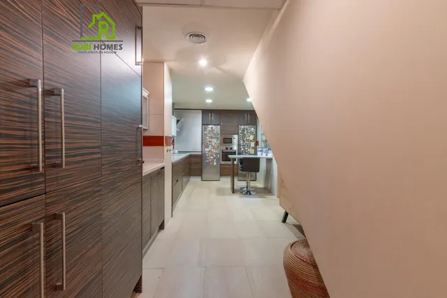 Espacio, confort y calidad: magnífica vivienda unifamiliar adosada — 13