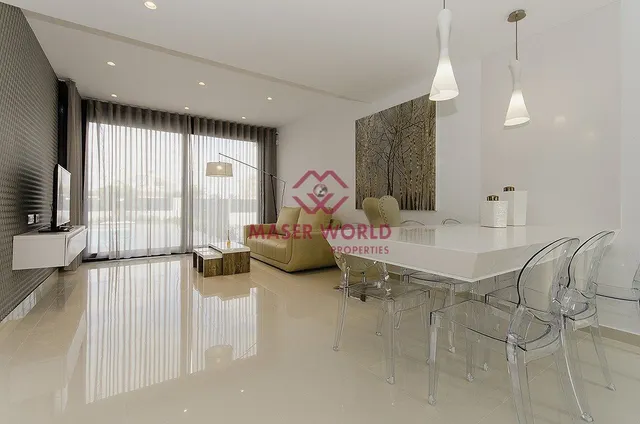 VILLA DE OBRA NUEVA EN PLAYA HONDA — 5
