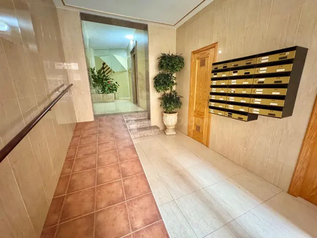 ESTUPENDA VIVIENDA EN EL CENTRO DE ORIHUELA CON BALCÓN, PREC - foto 5