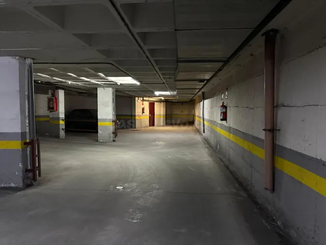 Plaza de garaje en venta en Cuzco-Castillejos (calle de Oñat - foto 4