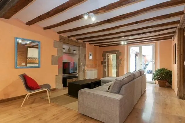 Vivienda con terraza en Santa Caterina i la Ribera con rentabilidad — 8