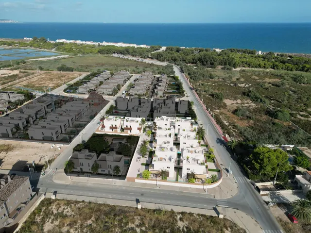 VILLA A ORILLAS DE LAS PLAYAS DEL PINET! — 11