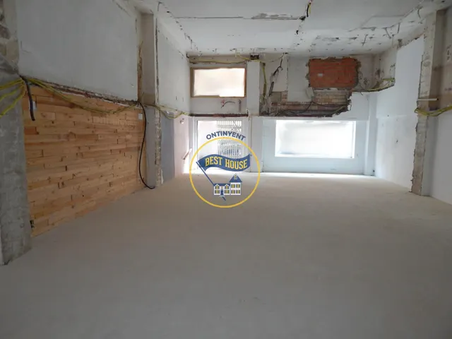 AMPLIO LOCAL COMERCIAL EN ONTINYENT — 7
