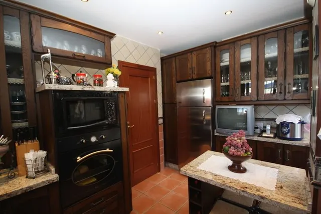 Chalet 3 habitaciones 247m² en venta - Marbella — 7