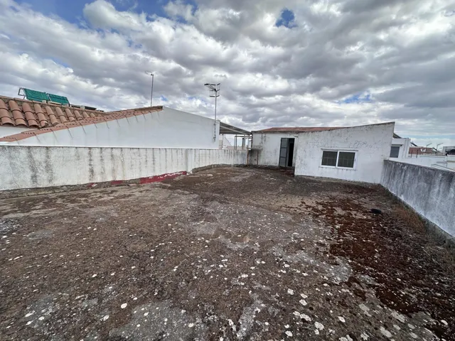 VIVIENDA PARA TERMINAR EN LA PUEBLA DE CAZALLA — 23