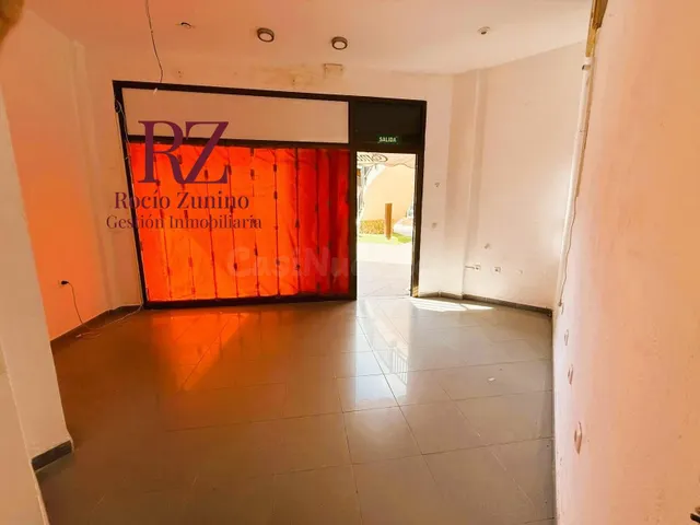 ¡Oportunidad de Oro! Local Prime de 20m2 con Gran Fachada ju - foto 5