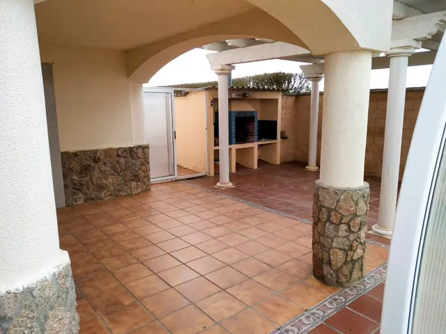 Urbis te ofrece un chalet independiente en venta en Castellanos de Villiquera, Salamanca. — 12