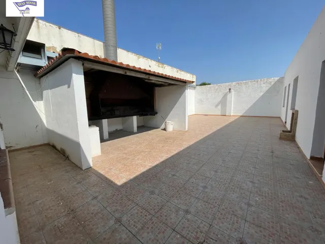 RESTAURANTE CON GRAN POTENCIAL — 5