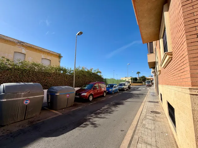 DOS INMUEBLES EN ESQUINA PARA CONSTRUIR TU CASA EN ALMERÍA – 103 m2 DE PARCELA — 11