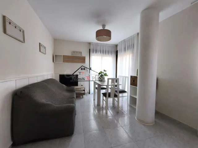 ZONA CENTRO. PISO DE 3 DORMITORIOS. FINCA CON ASCENSOR. REFO