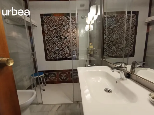 GRAN PISO EN ZONA AVENIDA ANDALUCIA CON 4 HABS ANTES 5 — 9