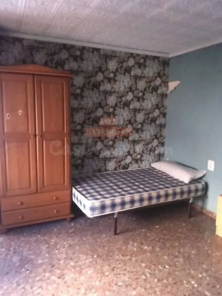 Edificio comunicado con casa  en Requena una oportunidad unica — 5