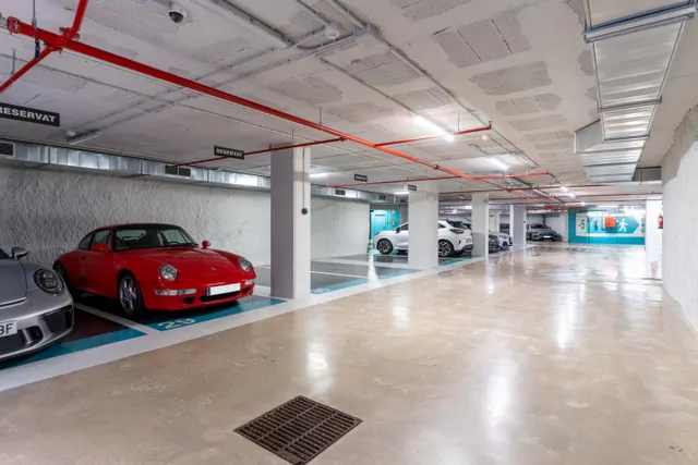 Parking 15m² en alquiler - Sarrià — 19