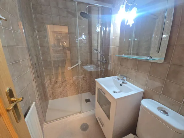 Magnífico piso en alquiler, vistas despejadas luminoso 3 hab 2 baños y garaje — 10