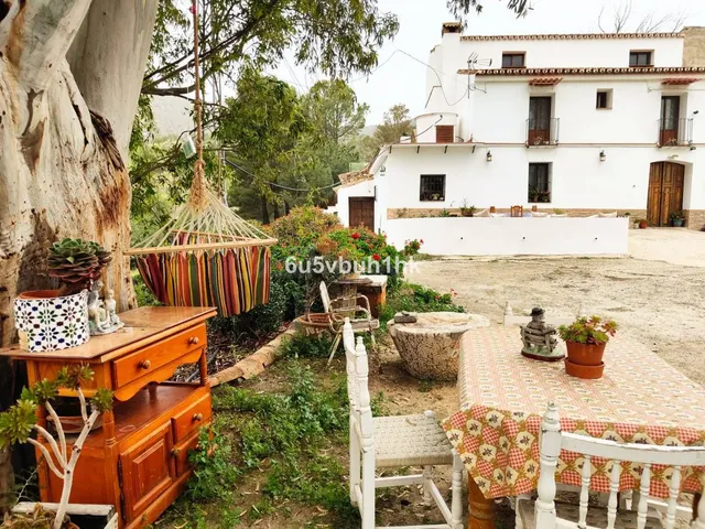 Parcela 5 habitaciones 817m² en venta - Puerto Sol-Los Almen