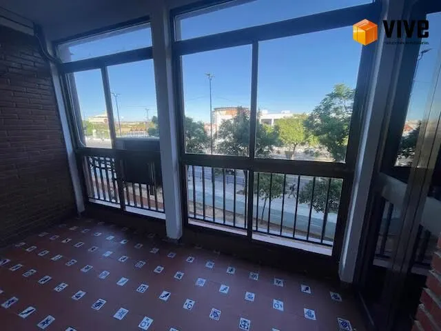 Alquiler de piso frente a plaza de armas, en Sevilla — 13